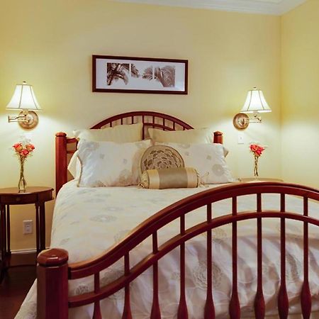 Seaglass Inn Bed And Breakfast 墨尔本比奇 客房 照片